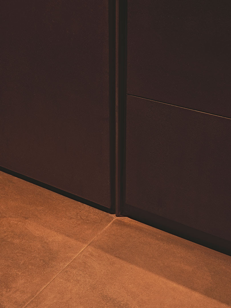 Corten steel floor in Tinta
